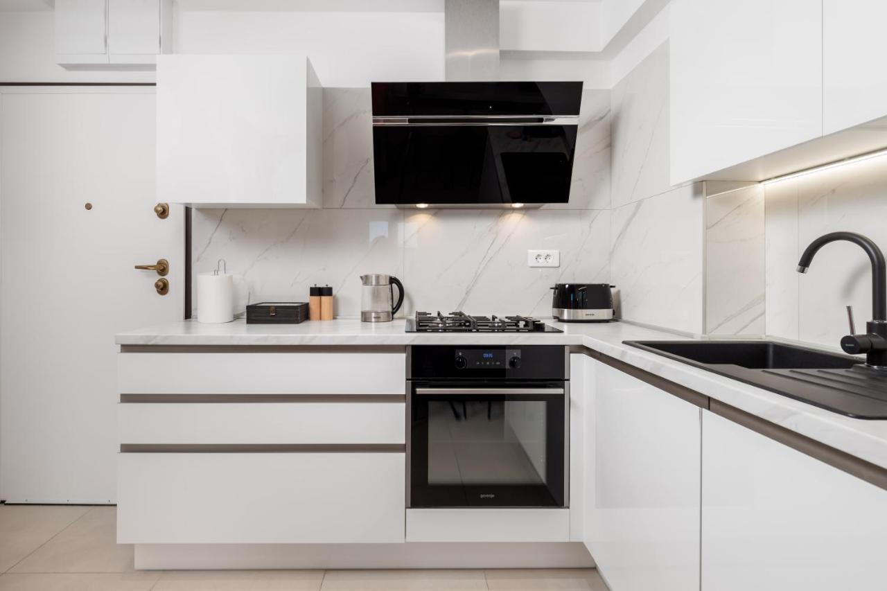 Gallery Apartment Megan2 With Parking Kastav Bagian luar foto