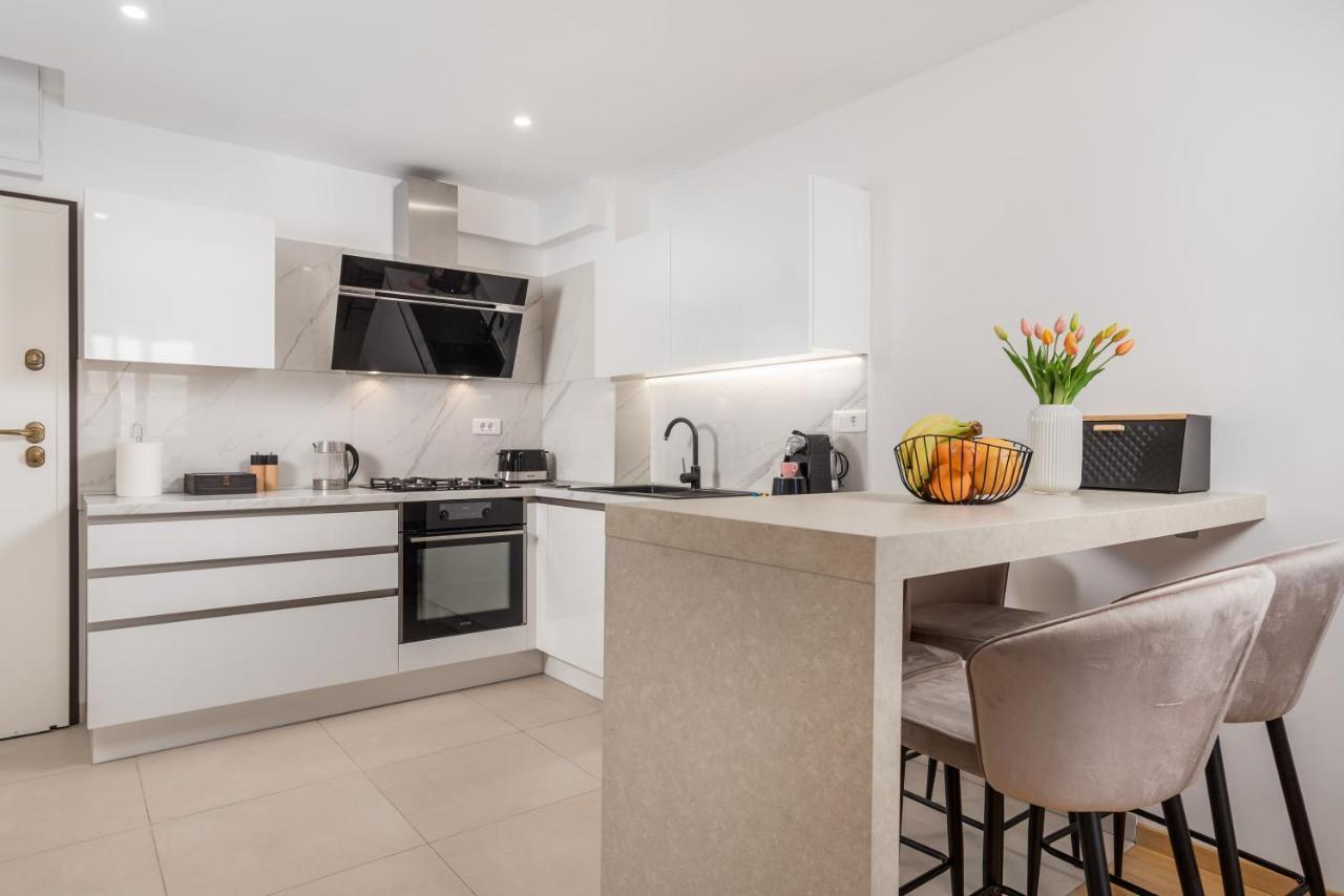 Gallery Apartment Megan2 With Parking Kastav Bagian luar foto