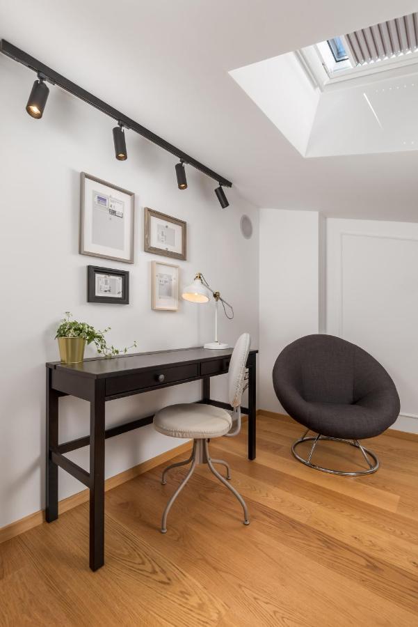 Gallery Apartment Megan2 With Parking Kastav Bagian luar foto