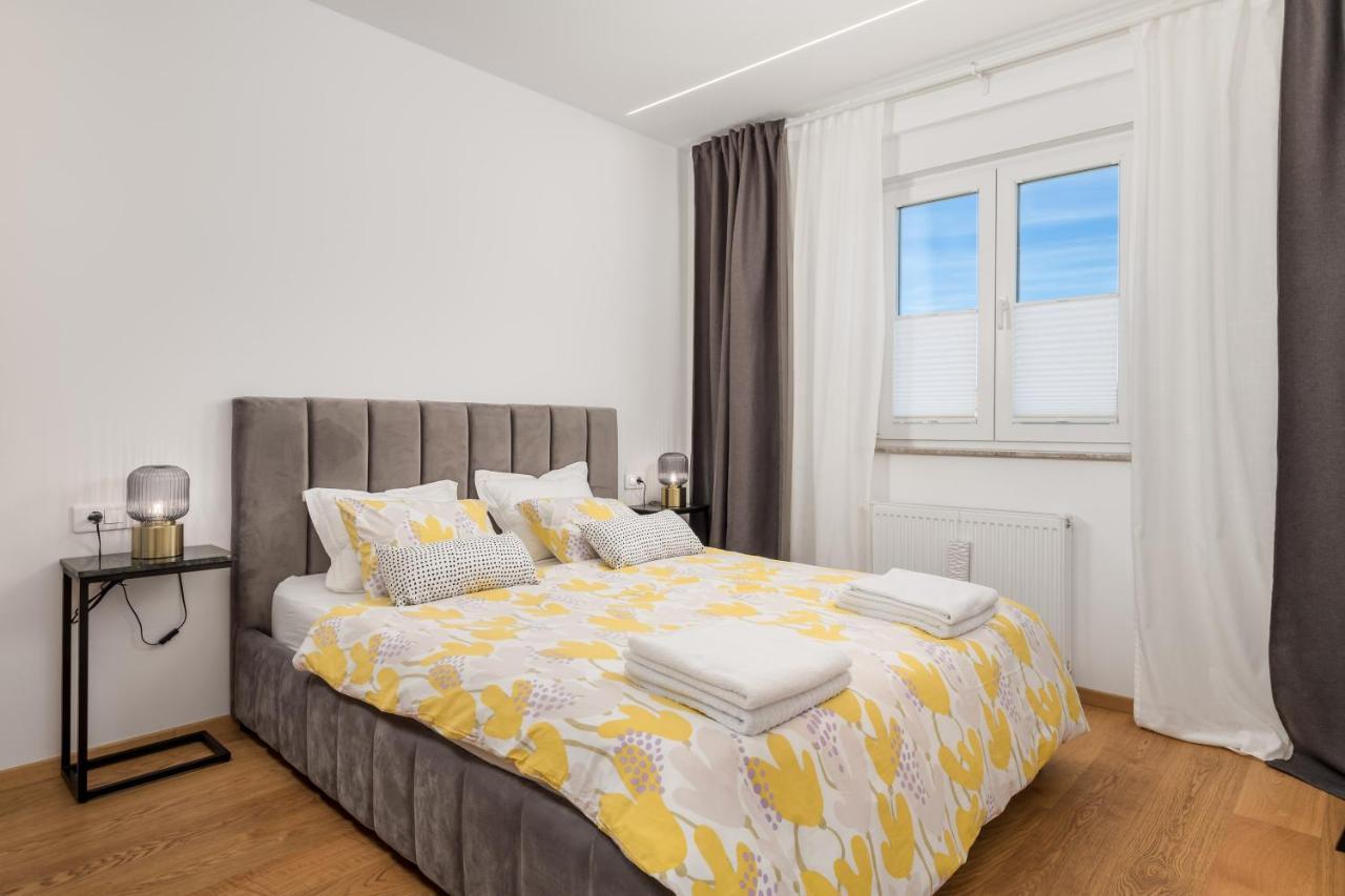 Gallery Apartment Megan2 With Parking Kastav Bagian luar foto